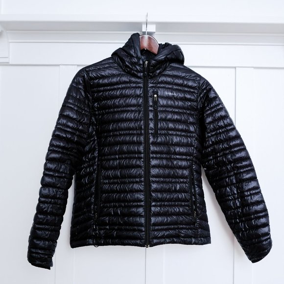 Patagonia Jackets & Blazers - Women's Patagonia Ultralight 100% Down Fill Jacket — Black — Size Small